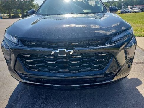 New 2026 Chevrolet Trax ACTIV w/ Driver Confidence Package FWD image 6