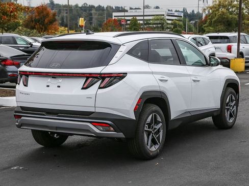 Used 2026 Hyundai Tucson SEL image 9