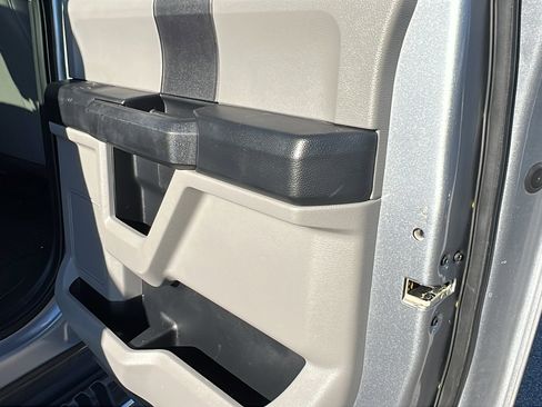 Used 2020 Ford F250 XL w/ STX Appearance Package image 19