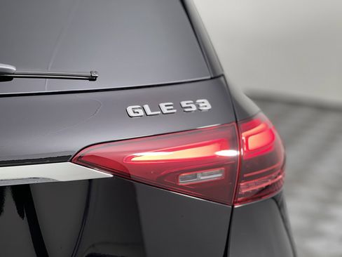 New 2025 Mercedes-Benz GLE 53 AMG 4MATIC image 13