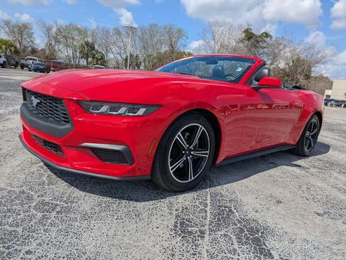 Used 2024 Ford Mustang Premium image 8