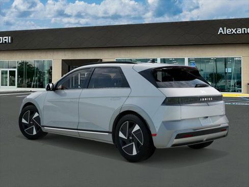 New 2026 Hyundai Ioniq 5 Limited RWD image 5