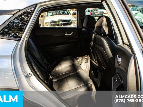 Used 2023 Hyundai Kona Limited image 19
