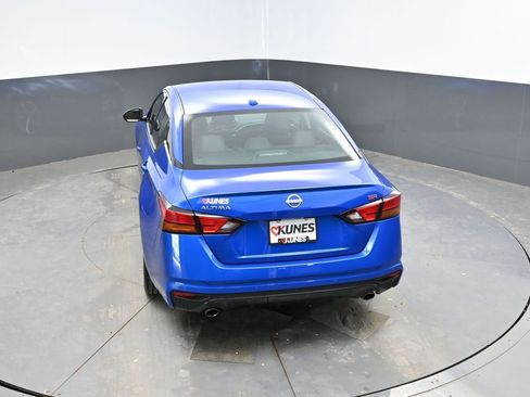 Used 2025 Nissan Altima 2.5 SR image 25