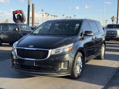 Used 2017 Kia Sedona LX w/ LX Essentials Premium Package