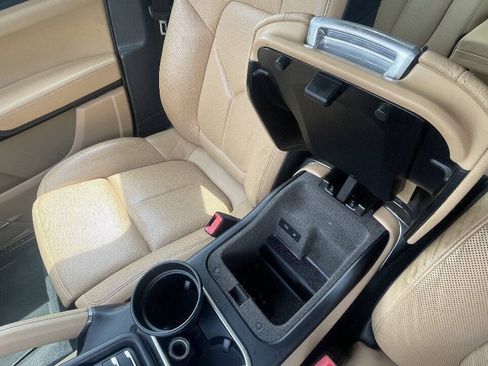 Used 2016 Porsche Cayenne AWD/4WD image 14
