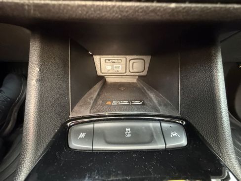 Used 2023 Chevrolet Bolt EUV LT w/ Driver Confidence Package image 20