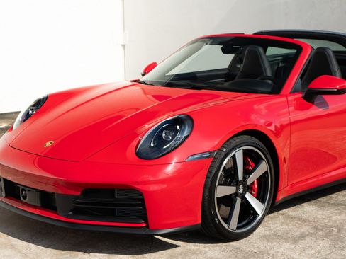 Used 2026 Porsche 911 Targa 4S AWD/4WD image 15