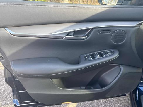 Certified 2025 INFINITI QX50 Luxe image 9