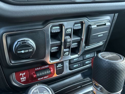 New 2026 Jeep Gladiator Mojave image 26