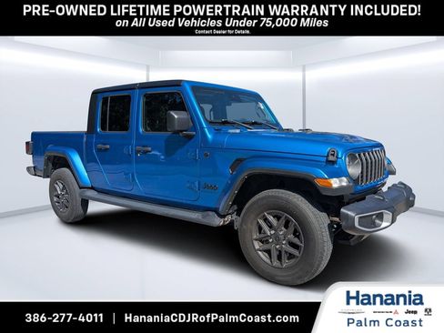 Used 2024 Jeep Gladiator Sport AWD/4WD image 1