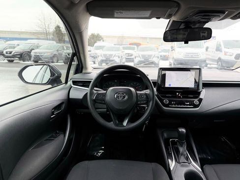 Used 2023 Toyota Corolla LE image 31