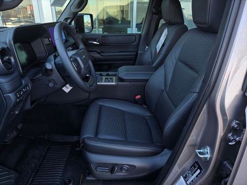 Certified 2026 Toyota Land Cruiser w/ Premium Package AWD/4WD image 15