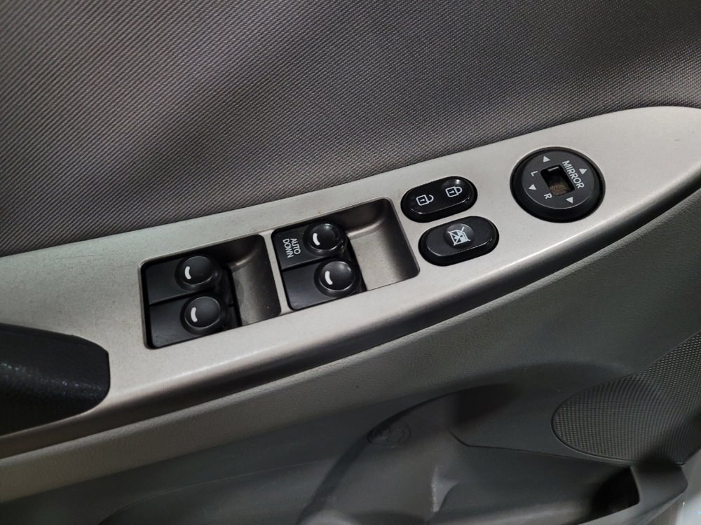 Used 2017 Hyundai Accent SE FWD image 27