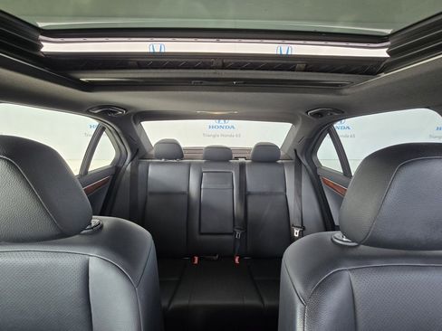 Used 2011 Mercedes-Benz C 300 Sedan image 23