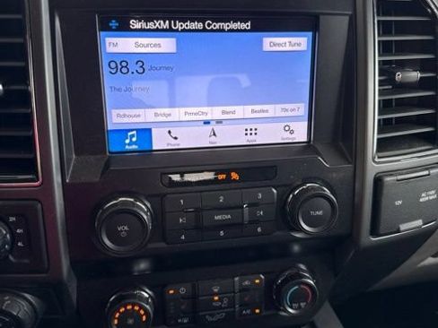 Used 2019 Ford F150 XLT w/ Equipment Group 302A Luxury AWD/4WD image 17
