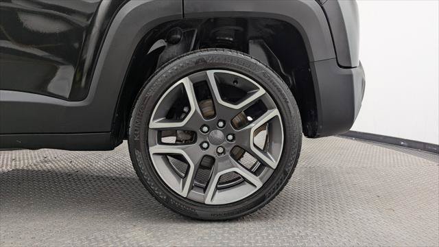 Used 2020 Jeep Renegade Sport AWD/4WD image 29