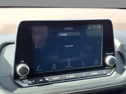 Used 2023 Nissan Rogue SV image 25