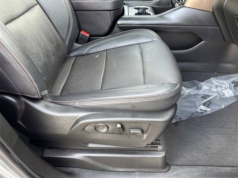 Used 2023 Chevrolet Suburban High Country w/ Max Trailering Package image 32