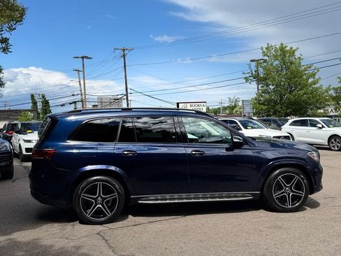Used 2022 Mercedes-Benz GLS 450 4MATIC w/ AMG Line Exterior image 7