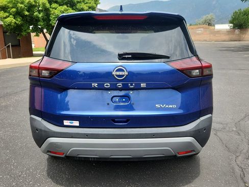 Used 2023 Nissan Rogue SV image 11