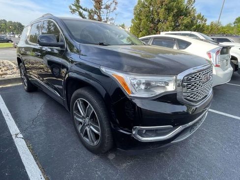 Used 2017 GMC Acadia Denali w/ Technology Package image 1