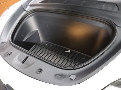 Used 2023 Tesla Model Y Long Range image 55