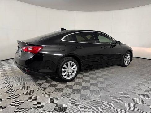 Used 2025 Chevrolet Malibu LT FWD image 7