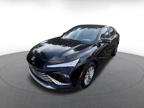 Used 2025 Buick Envista Preferred image 2