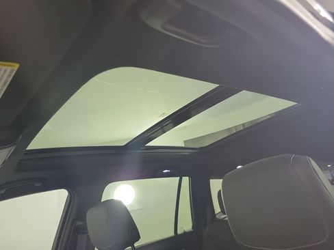 Certified 2023 Cadillac XT6 Premium Luxury w/ Technology Package FWD image 19