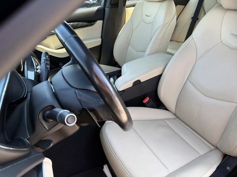 Used 2020 Cadillac CT5 Premium Luxury AWD/4WD image 19