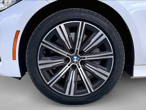 Used 2026 BMW 330i Sedan RWD image 10
