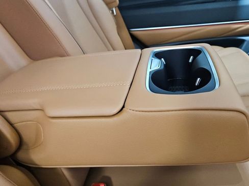 Used 2025 Genesis GV80 2.5T Prestige image 14