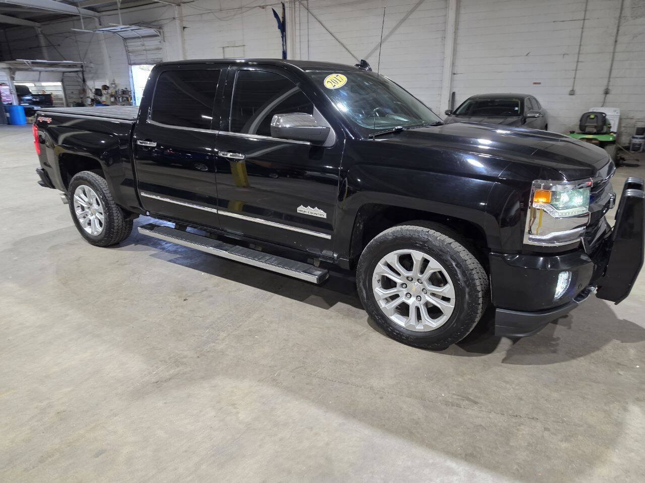 Used 2017 Chevrolet Silverado 1500 High Country AWD/4WD image 22