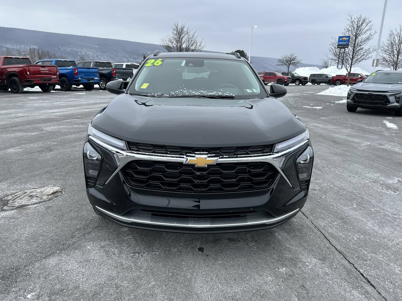 New 2026 Chevrolet Trax LT w/ Driver Confidence Package FWD image 2