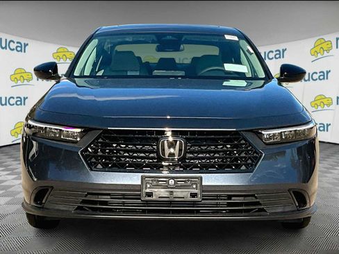 New 2025 Honda Accord SE image 3