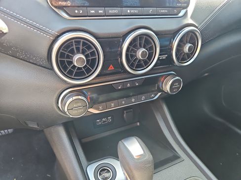 Used 2022 Nissan Sentra SV w/ All-Weather Package image 17