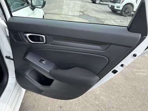 Used 2023 Honda Civic Sport image 31