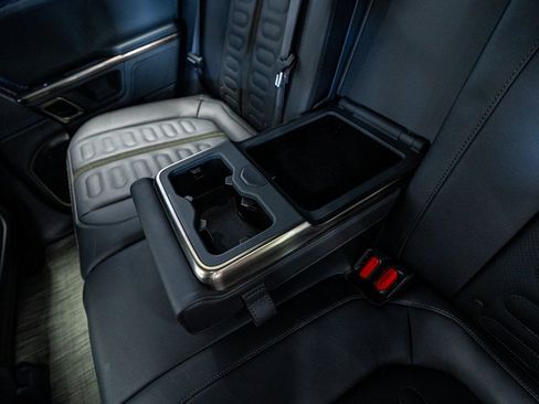 Used 2022 Rivian R1T Launch Edition image 61