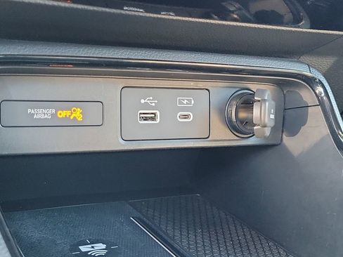 Used 2024 Honda CR-V Sport Touring image 28