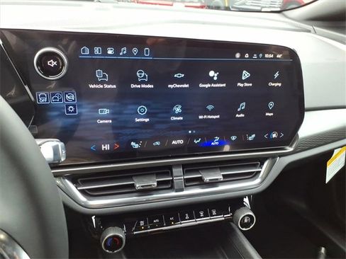 New 2026 Chevrolet Equinox EV LT image 11