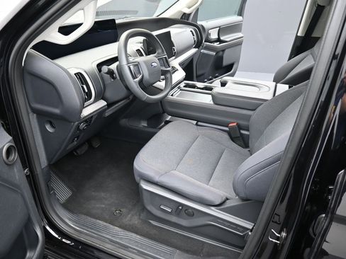 Certified 2025 Ford Expedition Max Active image 11