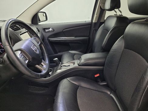 Used 2015 Dodge Journey Crossroad w/ Flexible Seating Group image 17