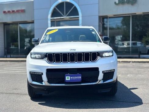 Used 2023 Jeep Grand Cherokee L Limited w/ Luxury Tech Group II AWD/4WD image 11