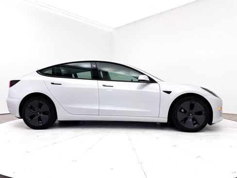 Used 2023 Tesla Model 3 Standard Range RWD image 40