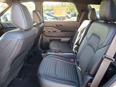 Certified 2024 Nissan Pathfinder Rock Creek image 11