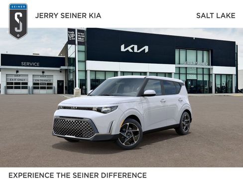 New 2025 Kia Soul EX image 1