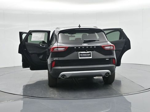 New 2025 Ford Escape SE image 32