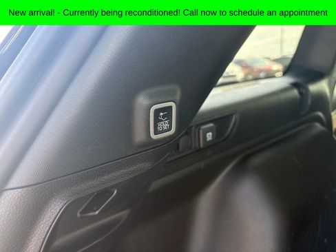 Used 2023 Jeep Grand Cherokee Limited w/ Luxury Tech Group II image 6