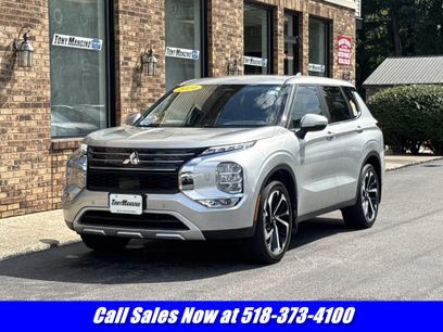 Used 2024 Mitsubishi Outlander SE